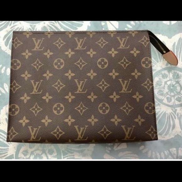 Louis Vuitton Handbags - Louis Vuitton Toiletry 26 Pouch